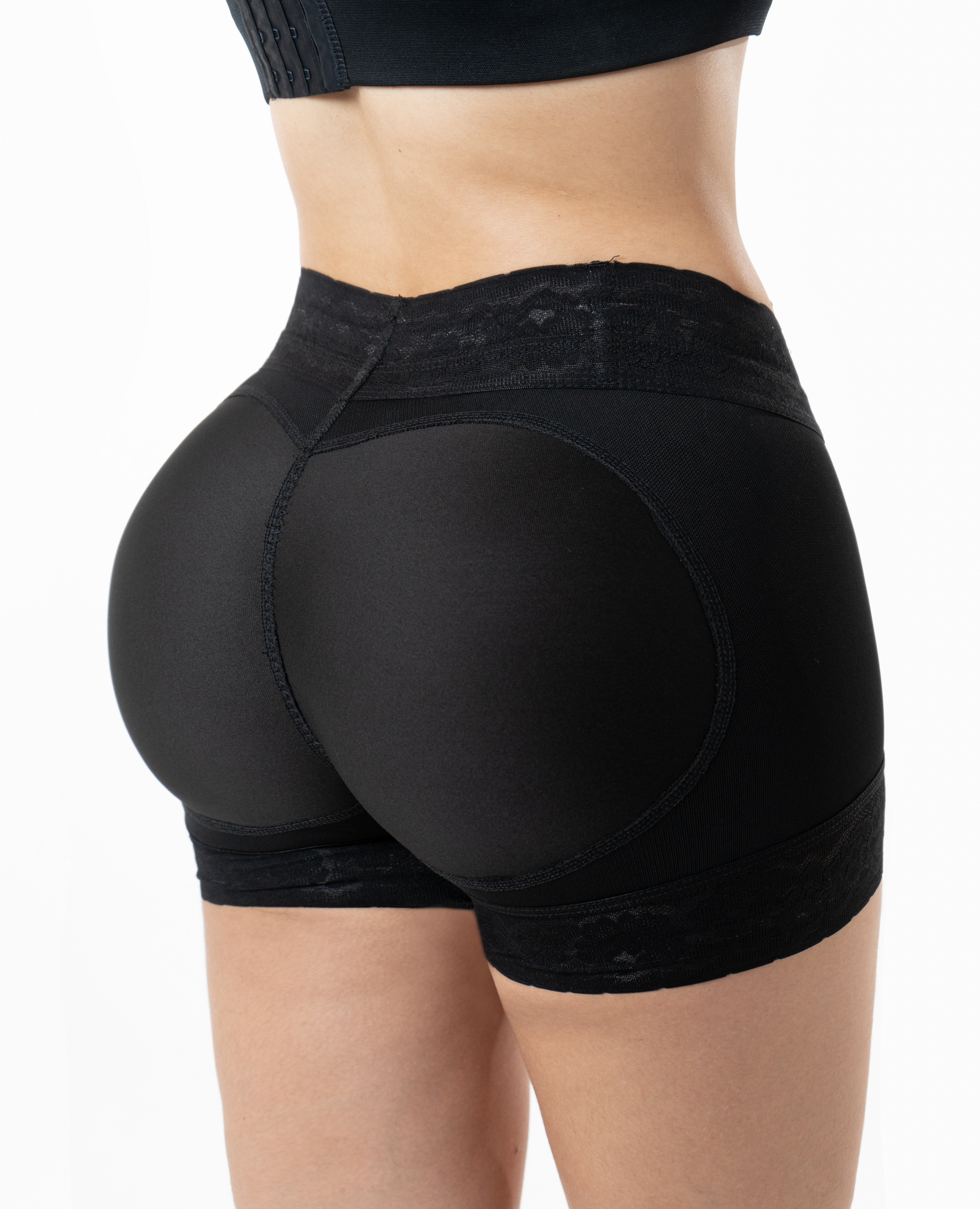 Panty Levanta Cola